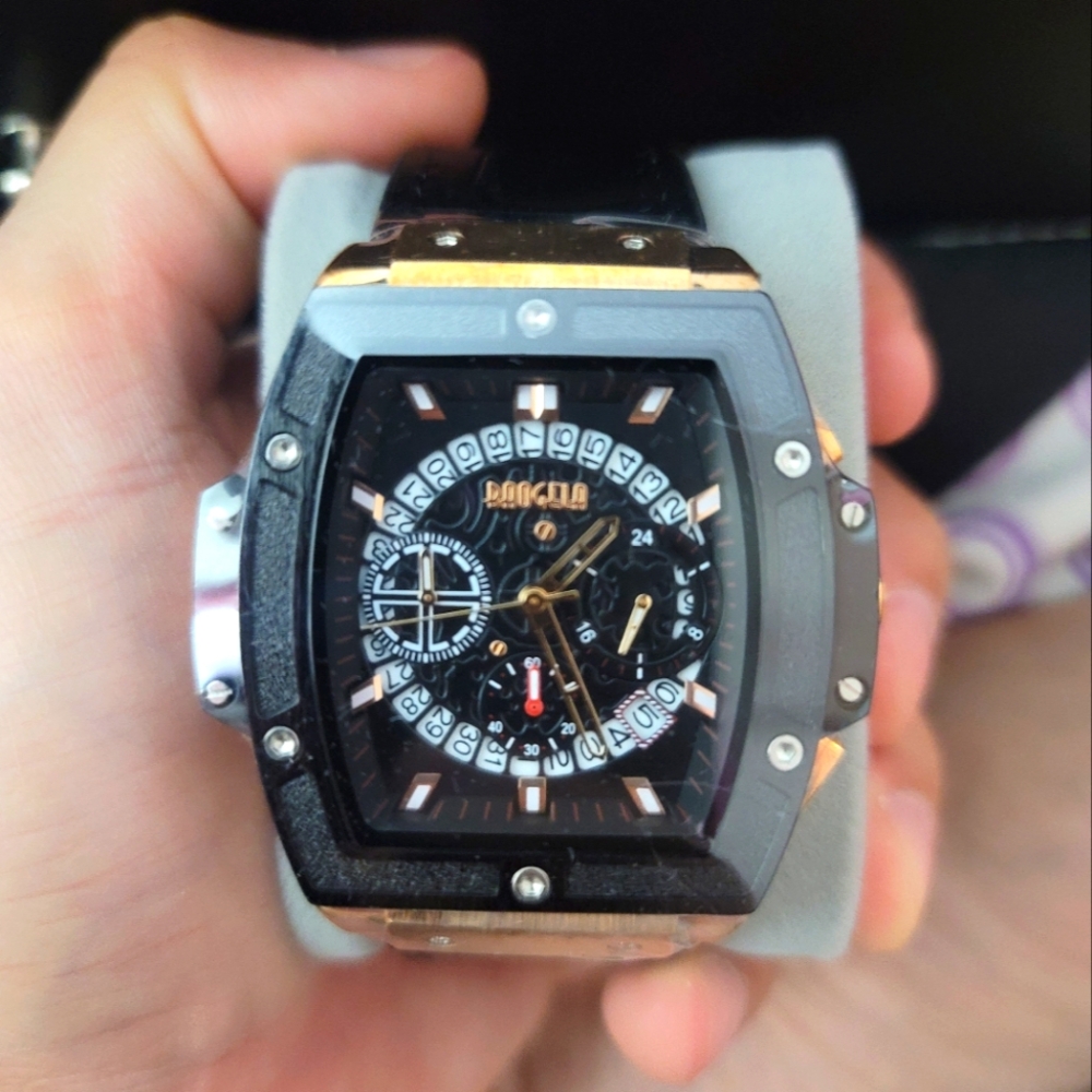 Nice wacth